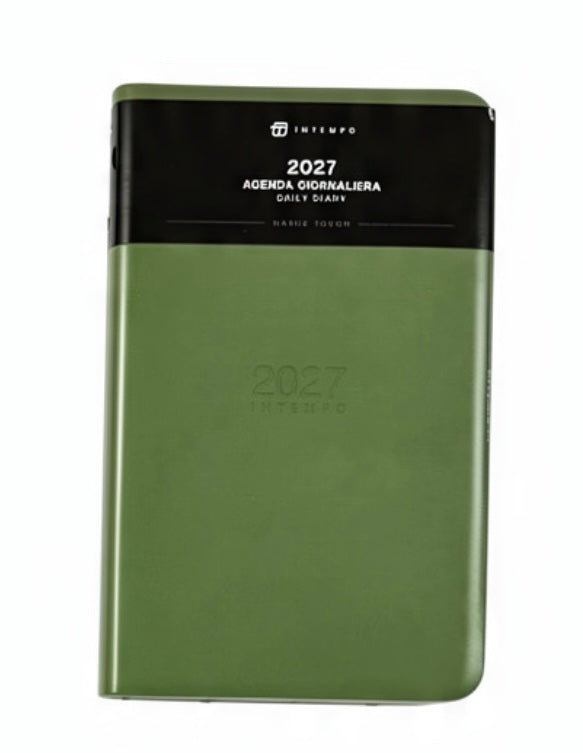AGENDA GIORNALIERA 2027 VERDE CHIARO 13x21CM NABUK TOUCH SEMIPELLE Immagine principale del prodotto