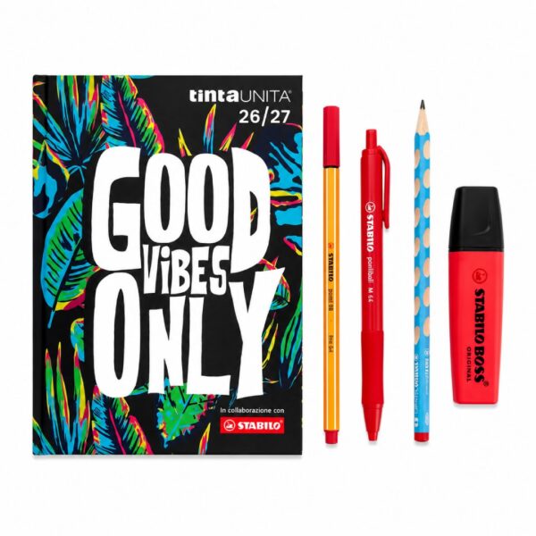DIARIO SCUOLA GOOD VIBES TINTA UNITA CON ACCESSORI STABILO DATATO 2026/2027 Immagine principale del prodotto
