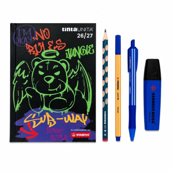 DIARIO SCUOLA ORSO TINTA UNITA CON ACCESSORI STABILO DATATO 2026/2027 Immagine principale del prodotto