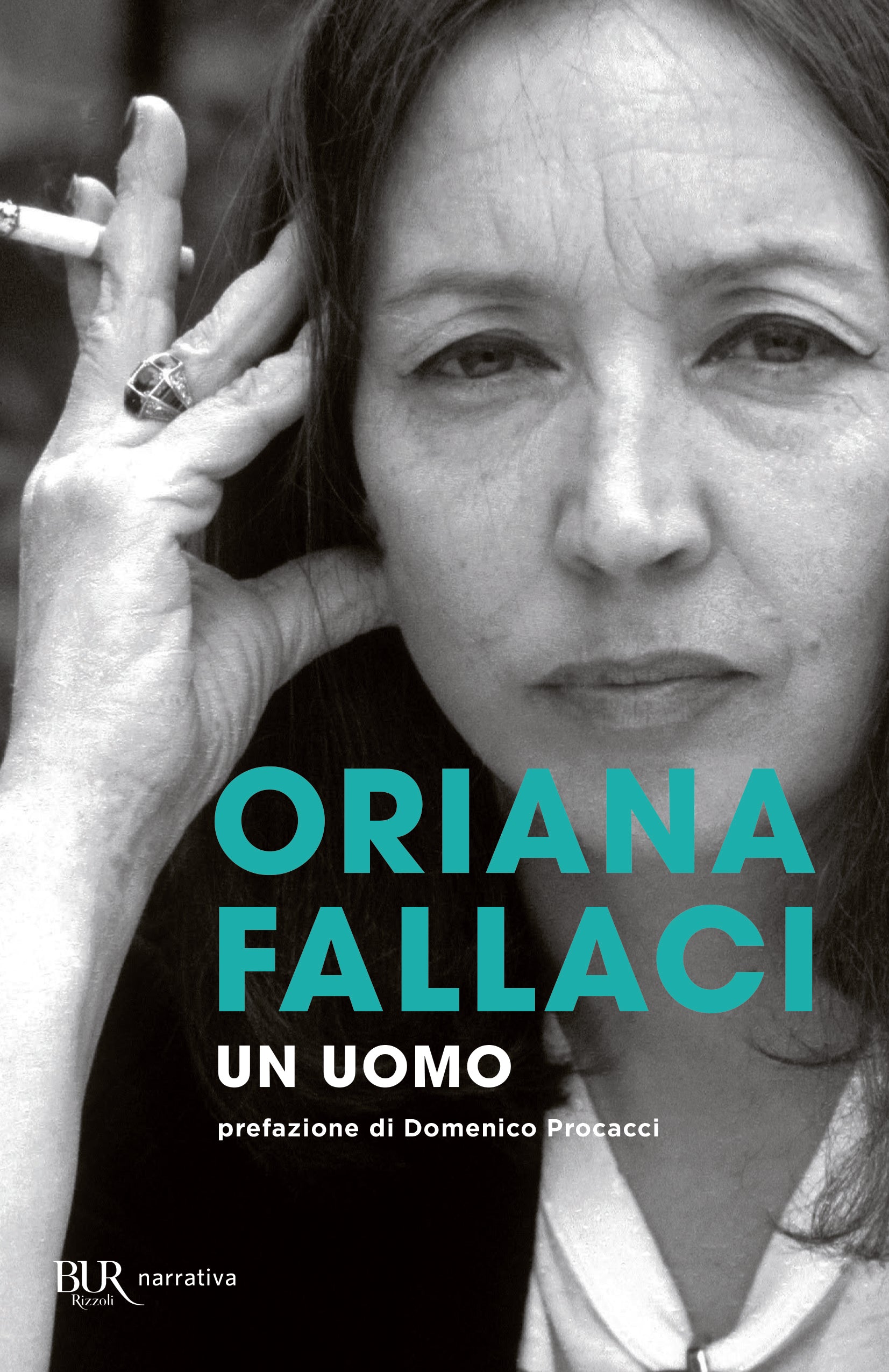 Copertina del libro UN UOMO Immagine principale del prodotto